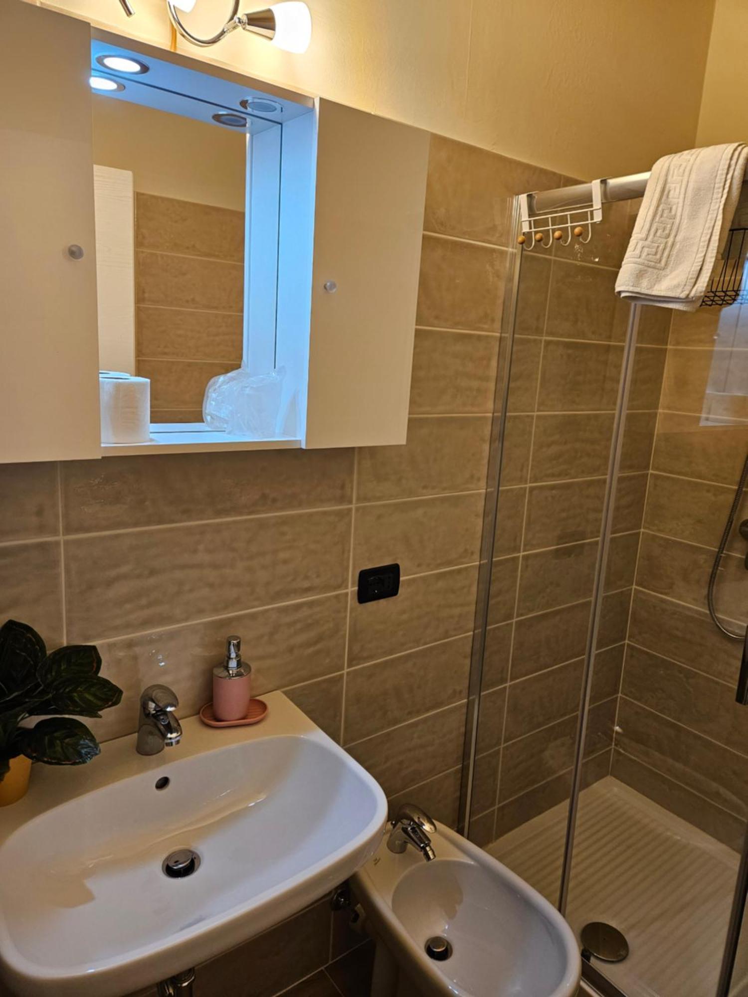 Appartamenti Clesioresidencebuonconsiglio Trento Luaran gambar